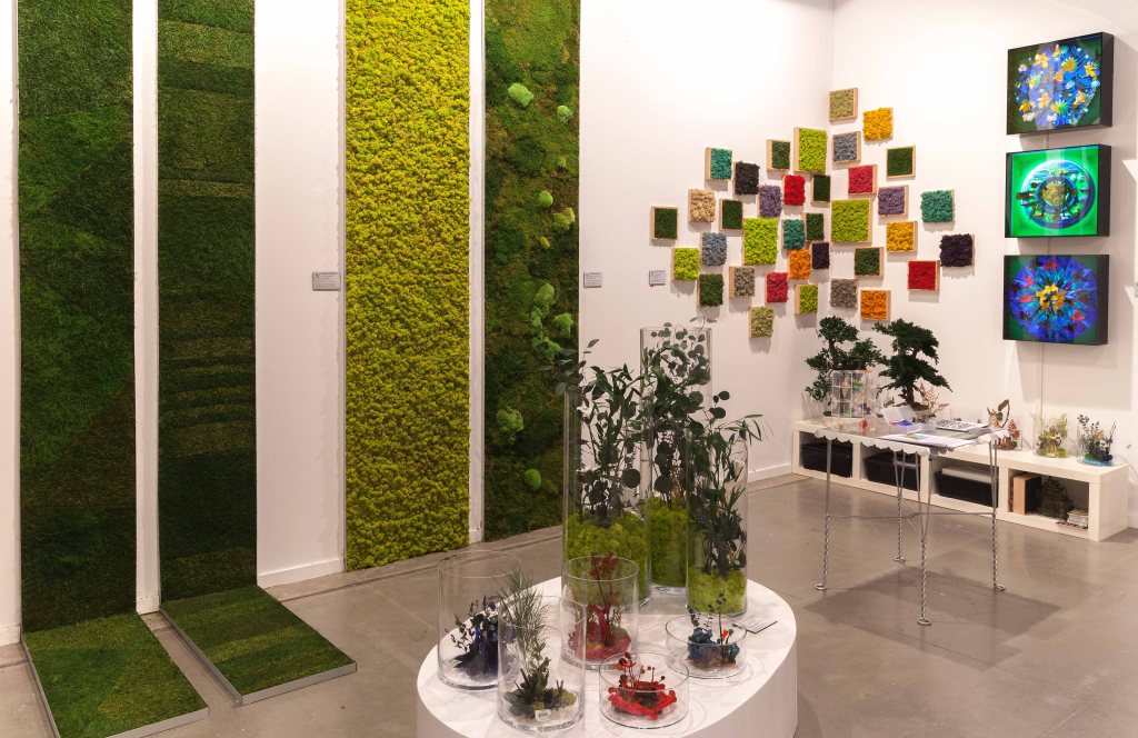 This image has an empty alt attribute; its file name is 201310estampa02.jpg